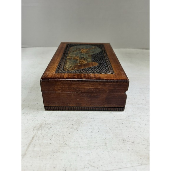 Handcrafted World Map Keepsake Box - Picture 4 of 7